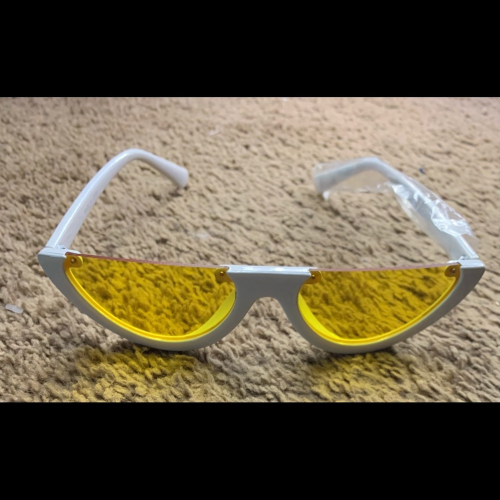 FASHION SUNGLASSES - Picture 3 of 7
